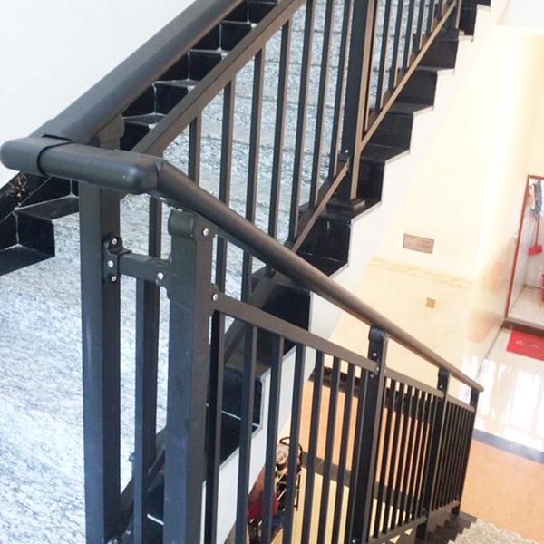 铝艺楼梯扶手的打磨与上漆技术的需知要领