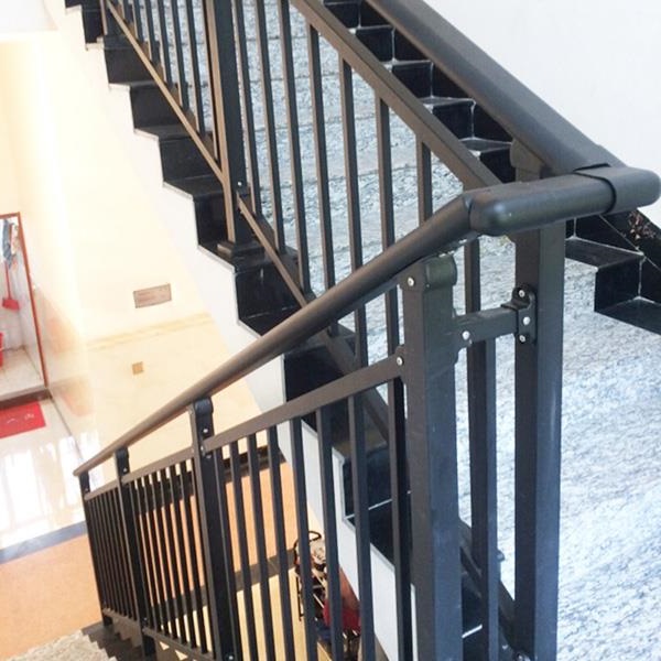 铝艺楼梯扶手的制作与保护